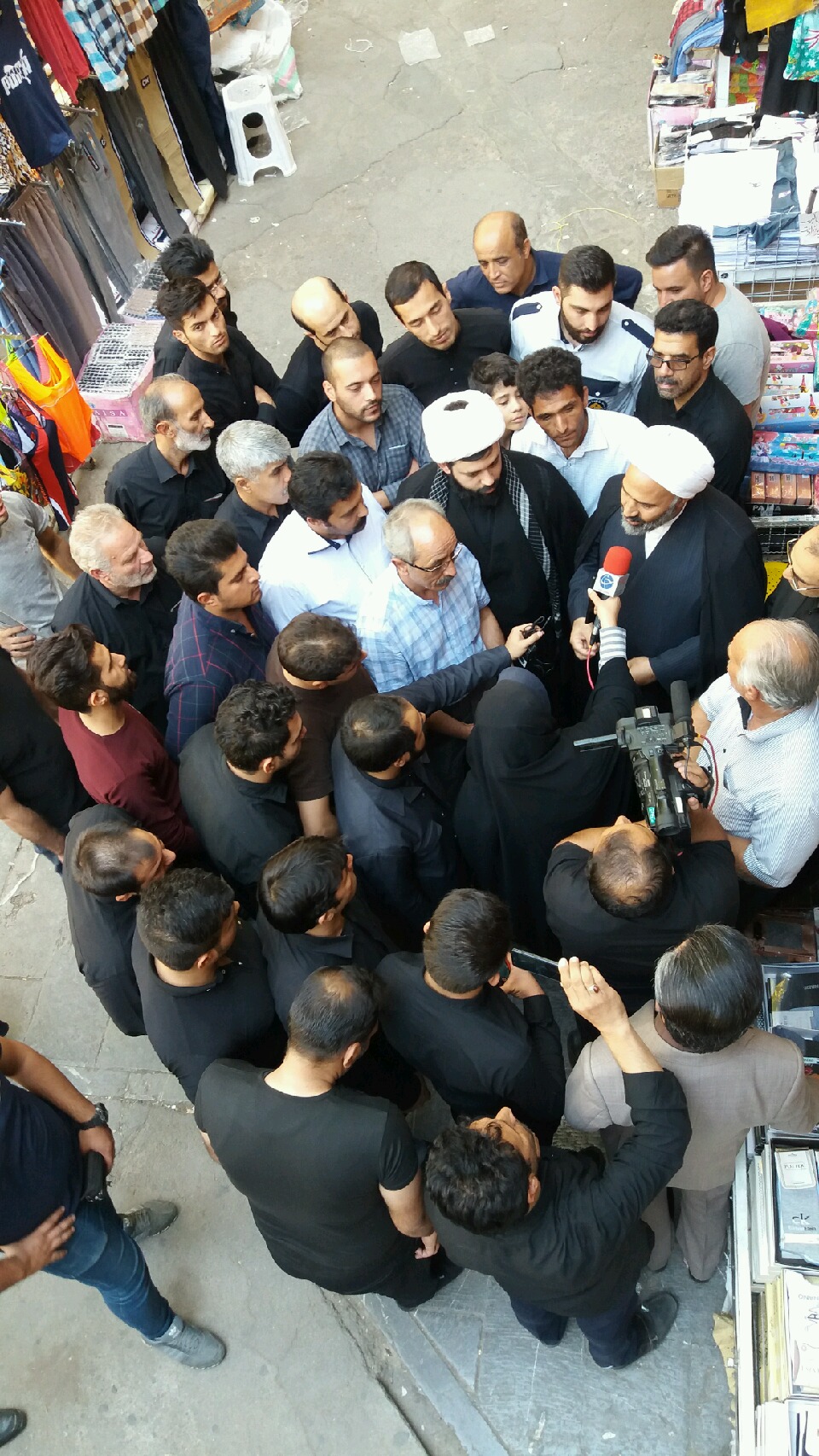 سازمان‌های بازرسی باید با سودجویان برخورد کنند/در مجلس باید پیگیری کنیم تا وضع موجود به ثباتی برسد