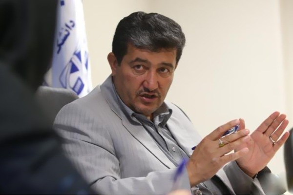 ایران خودرو و سایپا دنبال فرصت طلبی هستند