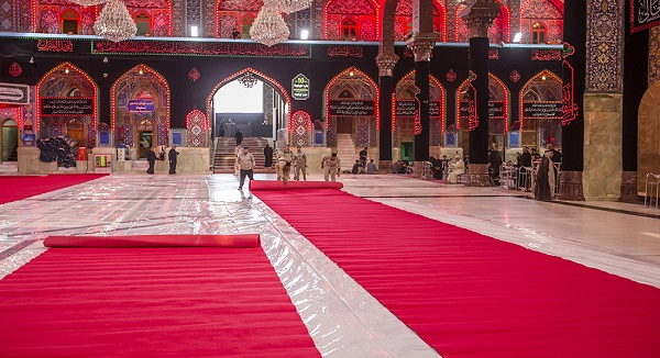 بین الحرمین با فرش قرمز مفروش شد+عکس