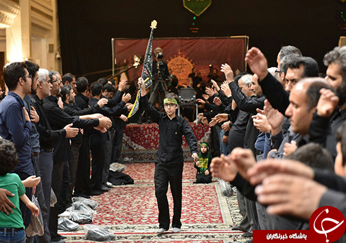 فارس یکپارچه سیاهپوش در عزای علمدار کربلا