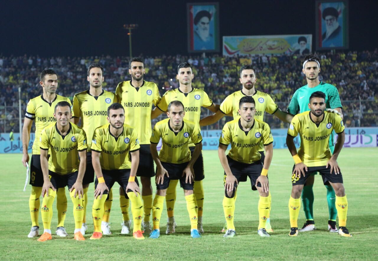 پرسپولیس میزبان شمالی ها، استقلال میهمان جنوبیها /برخورد فولادی در نصف جهان پرسپولیس میزبان شمالی ها، استقلال میهمان جنوبیها /برخورد فولادی در نصف جهان