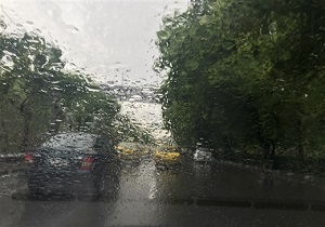 ترافیک روان در جاده‌های بارانی مازندران