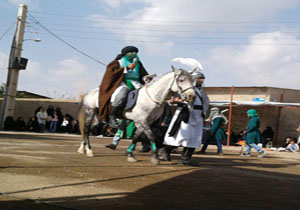 تصاویری از مراسم تعذیه‌خوانی در روستای حسین‌آباد