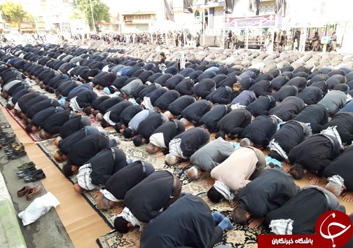 نماز ظهر عاشورا به یاد آخرین نماز سید الشهدا (ع) در ارومیه اقامه شد+تصاویر