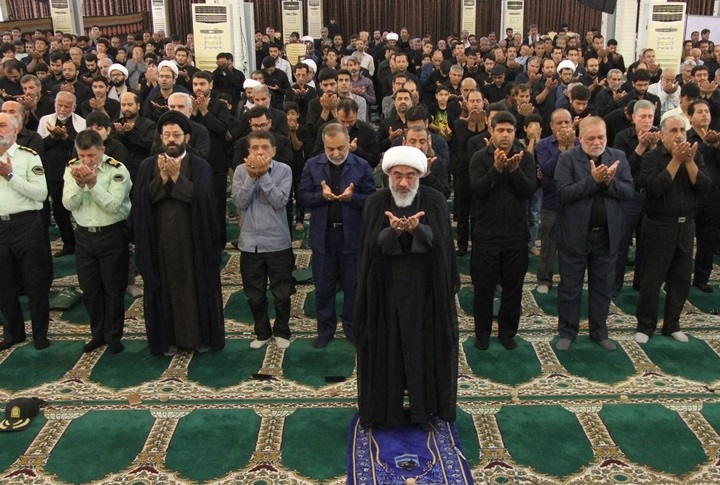 نماز ظهر عاشورا در سراسر استان بوشهر