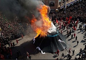 مراسم خیمه سوزان در چهارراه گلوبندک تهران + فیلم