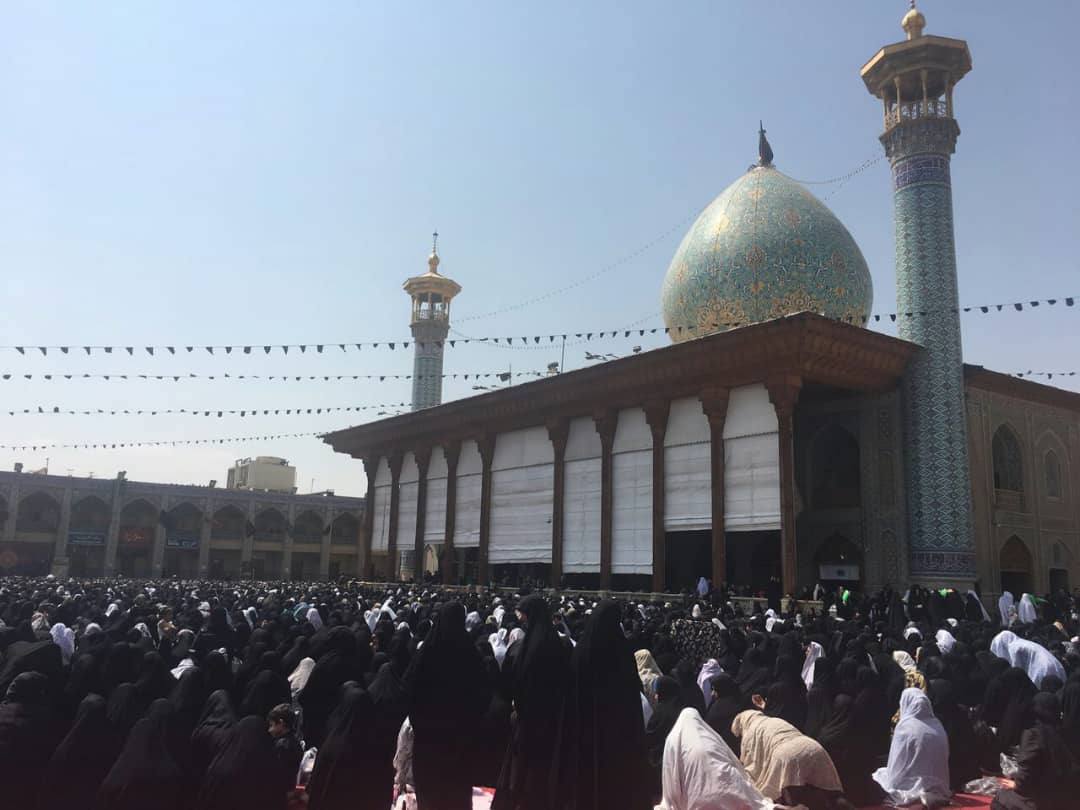 نماز ظهر عاشورا در حرم شاهچراغ (ع) اقامه شد