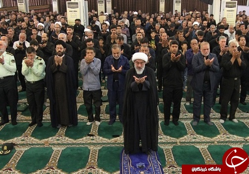 اقامه نماز عشق در سراسر ایران / تا هست جهان شور محرم باقی است