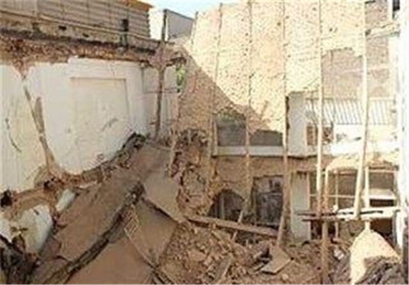 ریزش آوار در اصفهان با ۵ کشته و زخمی