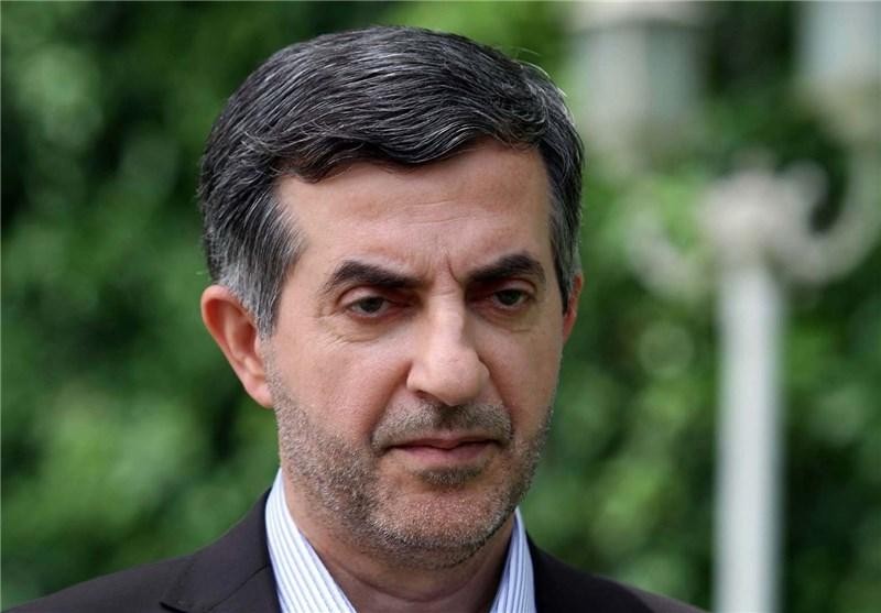 علت برگزاری دادگاه مشایی بدون وکیل چه بود؟