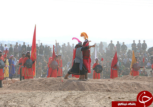 وفادارای حضرت عباس (ع) به امام حسین (ع) /برگزاری بزرگترین تعزیه میدانی کشور در صحرارود فسا + فیلم و تصاویر