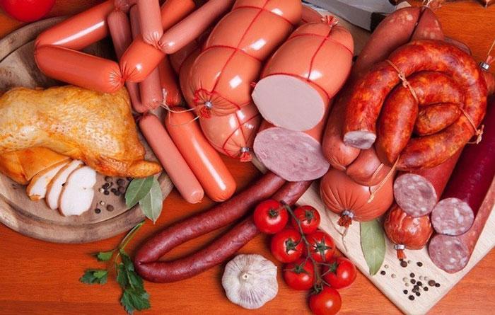 قیمت انواع سوسیس و کالباس در فروشگاه&zwnj;های زنجیره&zwnj;ای