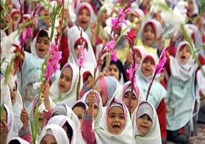 آغاز سال تحصیلی کلاس اولی ها در آبادان و خرمشهر