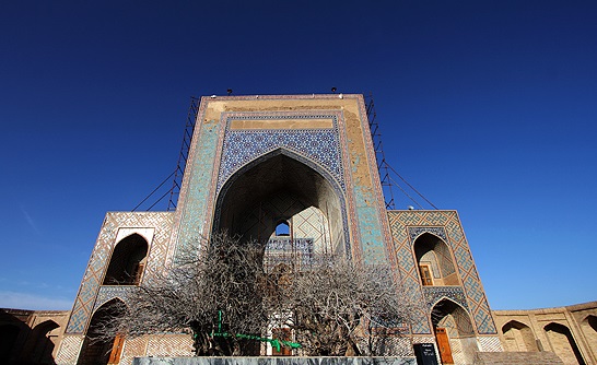 مرمت و باسازی یکی از آثار مهم تاریخی در تایباد