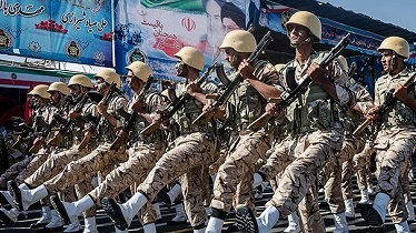 ملت با فشار اقتصادی از پا در نمی آید