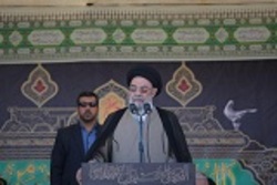 در طول 8 سال دفاع مقدس اجازه تعرض دشمن به یک وجب از خاک کشور را ندادیم