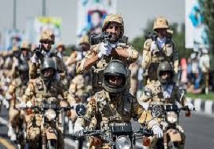مراسم  رژه نیروهای مسلح در کردستان برگزار شد