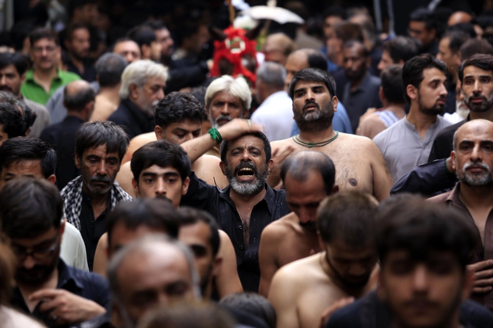 تصاویر روز: از تخلیه پنج روستا در پی رانش زمین در فیلیپین تا تظاهرات در نوار غزه تصاویر روز: از تخلیه پنج روستا در پی رانش زمین در فیلیپین تا تظاهرات در نوار غزه