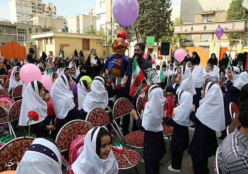 برگزاری روز اول مدرسه در دبستان دخترانه کرمانشاه + تصاویر