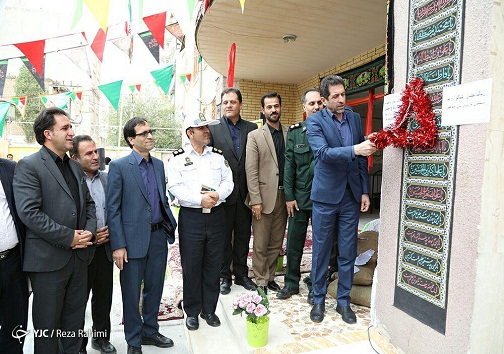 برگزاری روز اول مدرسه در دبستان دخترانه کرمانشاه + تصاویر