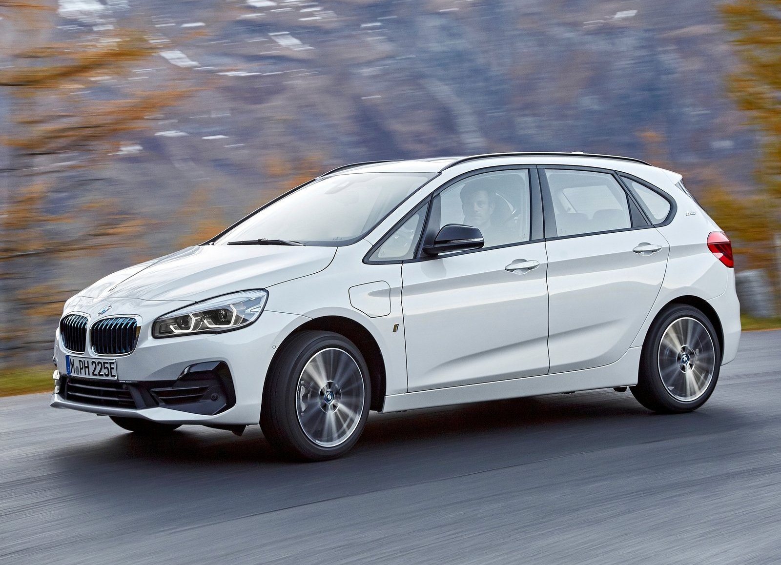 بی&zwnj;ام و Active Tourer ۲۰۱۸ را بشناسید