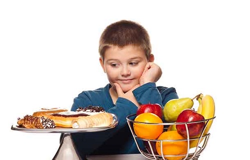 چگونه آداب غذا خوردن را به کودکان آموزش دهیم؟&zwnj;
