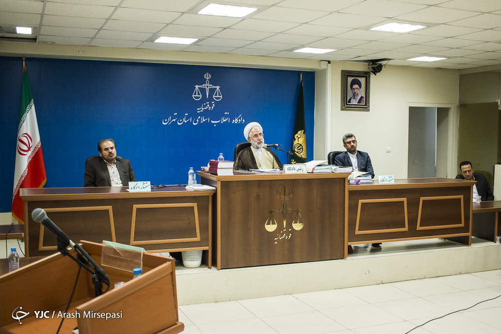 دادگاه 3 متهم ارزی برگزار شد/ اتهام؛ خرید کالا با ارز دولتی و فروش با قیمت بالاتر + اسامی