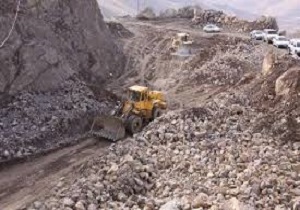 نوبخت از روند اجرای پروژه گردنه صلوات‌آباد سنندج بازدید کرد