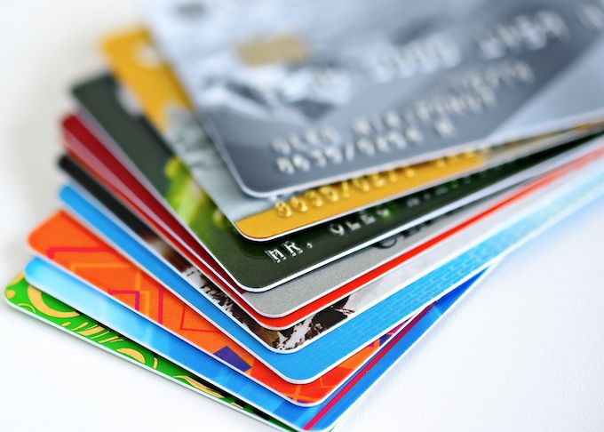 خرید و فروش کارت&zwnj;های تخفیف&zwnj;دار خرید کالا مورد تایید نیست