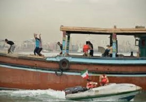 توقیف پنج فروند شناور حامل سوخت قاچاق در آبراه اروند