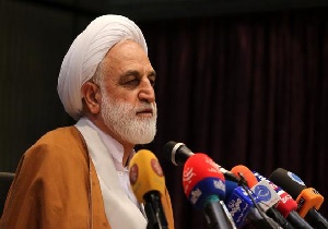 توضیحات معاون اول قوه قضاییه درباره استفاده از پابند برای انتقال متهمان