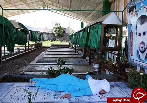 روایت ماندگار شهید اسماعیل خانزاده و تصویر مشهور دخترش در برنامه&laquo; از آسمان&raquo;