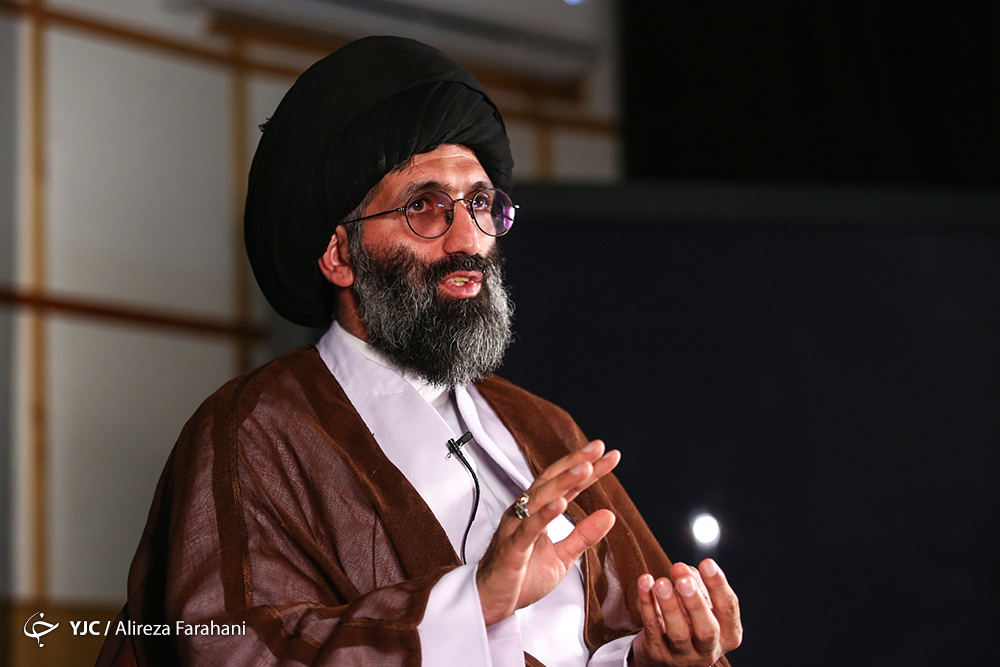 موسوی مطلق