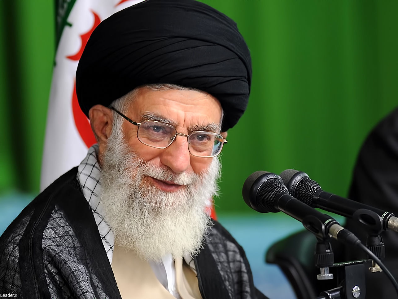 اهمیت «عید غدیر» از دیدگاه «رهبر انقلاب» / عیدی که از همه اعیاد بالاتر است!