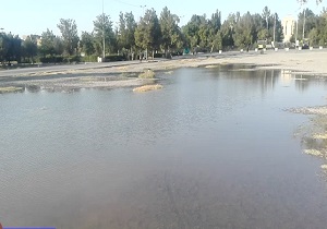 دریاچه‌ای از آب شرب در آرامگاه فردوسی! + فیلم