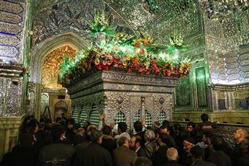 حرم شاهچراغ (ع) مسرور و شادمان از عید بزرگ ولایت