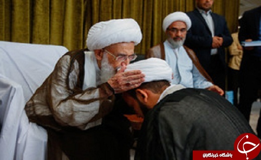 عمامه گذاری طلاب  حوزه علمیه قم در روز عید سیعد غدیر خم