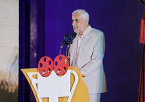 بچه‌ها، کودکان و نوجوانان و جوانان، سرمایه های اساسی این کشور هستند