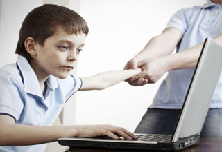چند راهکار برای کنترل فعالیت کودکان در اینترنت