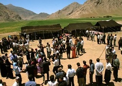 رسم عجیب کتک زدن عروس در روز ازدواج + فیلم