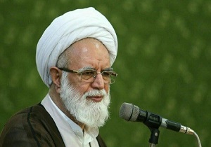 امام جمعه موقت قزوین: ریشه عقل از تقواست