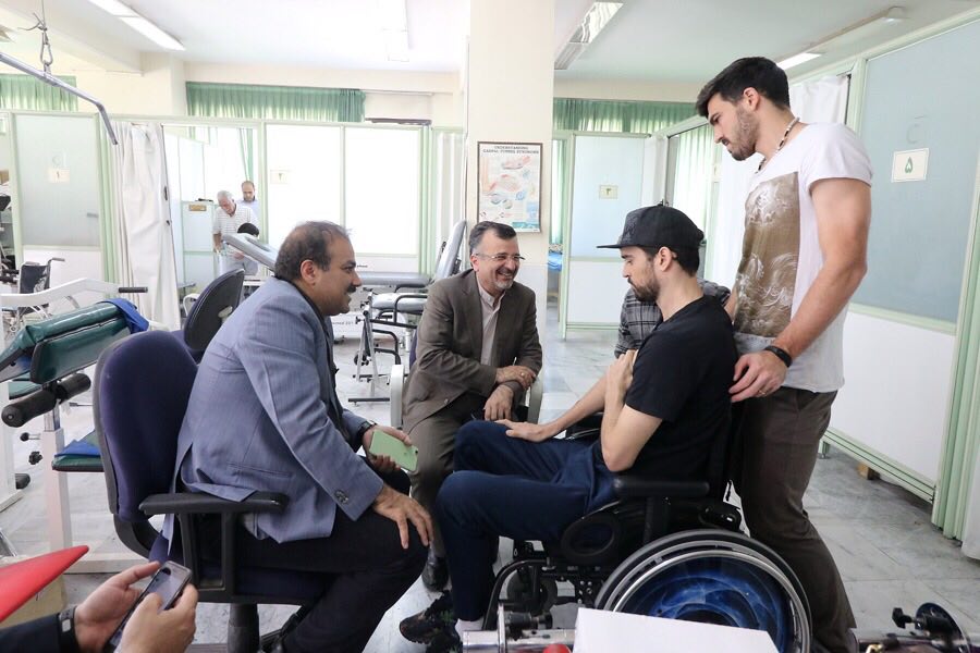 مامور ویژه وزارت ورزش طلب پادوانی را پی گیری می کند