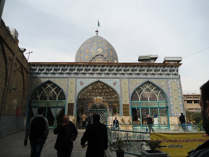 مردم ارادت خاصی به امامزاده زید دارند