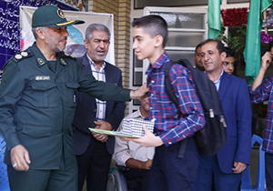 دانش آموزان میراث داران ۳۶ هزار دانش آموز شهید هستند/اقتدار و امنیت امروز کشور مرهون خون پاک شهیدان است