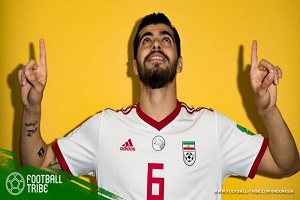 تمجید سایت انگلیسی از اولین عملکرد عزت اللهی  در ردینگ