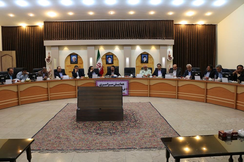 فرمانداران اوضاع را مدیریت کنند