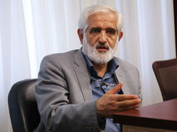 پیوندزدن مذاکره مجدد با آمریکا و حل مشکلات معیشتی خسارت آفرین است