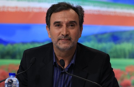 عامل افزایش قیمت دلار در ماه&zwnj;های اخیر اجرای الزامات FATF بود/روند کاهشی نرخ دلار ادامه خواهد یافت