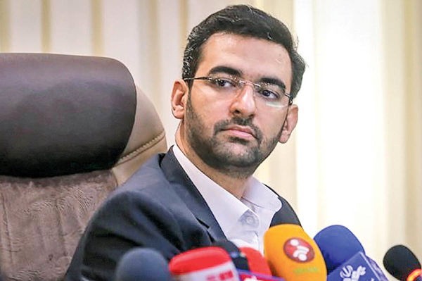 واکنش آذری جهرمی به کاهش نرخ دلار + تصاویر