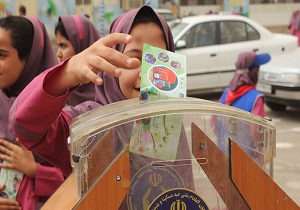 برگزاری جشن عاطفه ها در مدارس سمنان
